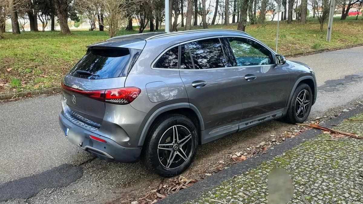 mercedes-benz-180-2023-eletrico-200cc