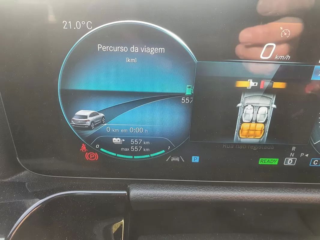 mercedes-benz-180-2023-eletrico-200cc