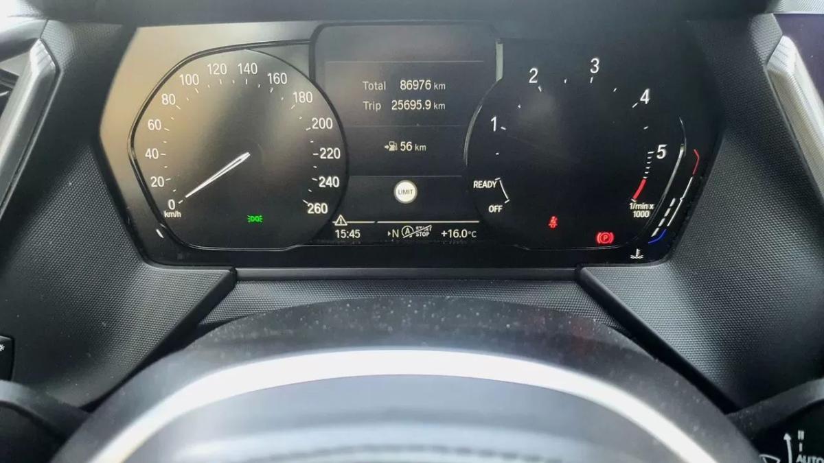 bmw-serie-1-2021-diesel-1496cc