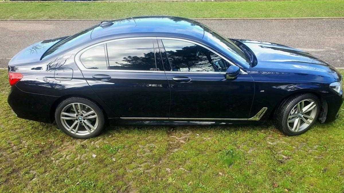bmw-1600-gt-2015-diesel-2993cc