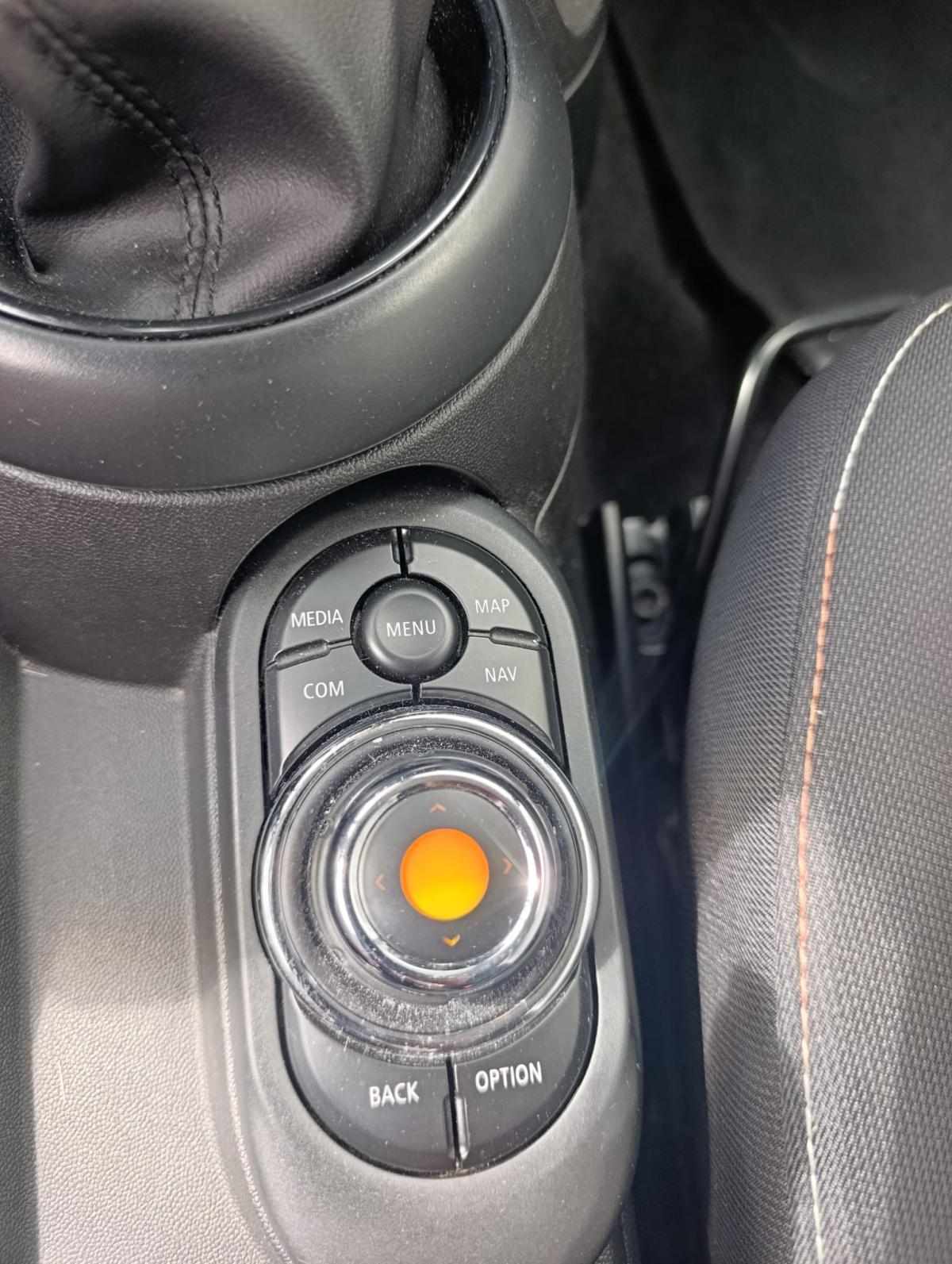 mini-hatch-d-1-5-2018-diesel-1496cc
