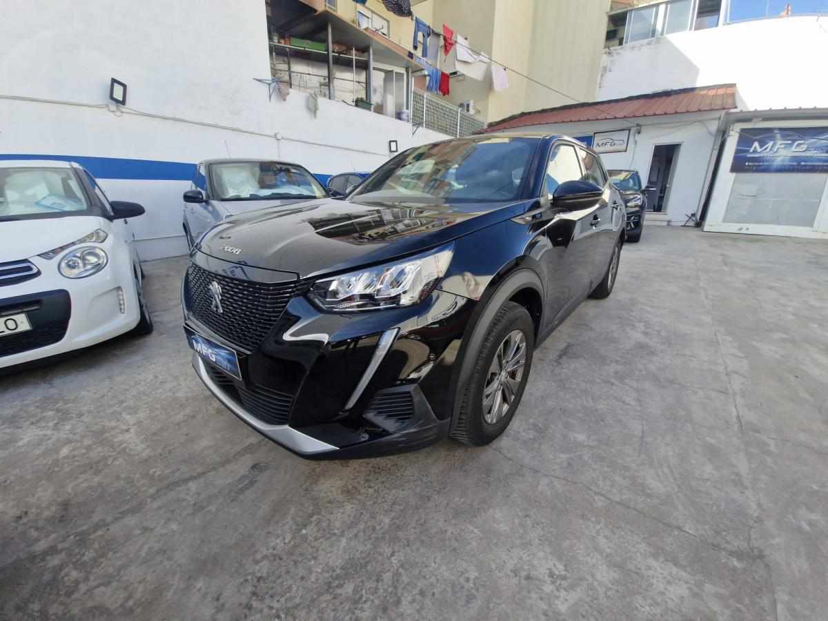 peugeot-2008-2023-hibrido-111cc