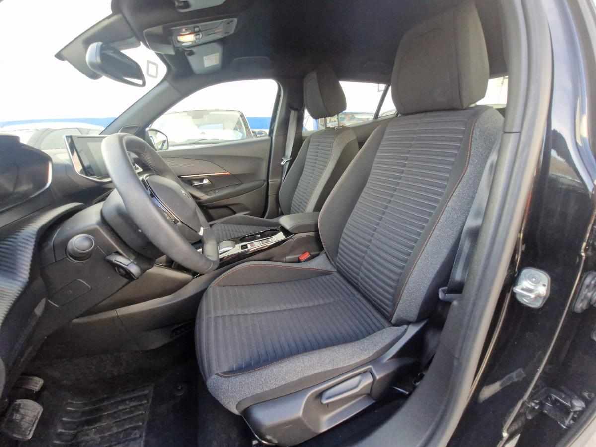 peugeot-2008-2023-hibrido-111cc