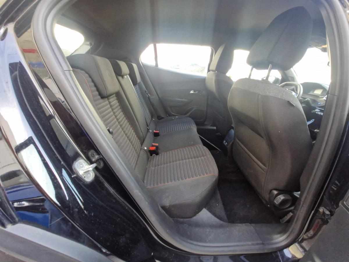 peugeot-2008-2023-hibrido-111cc
