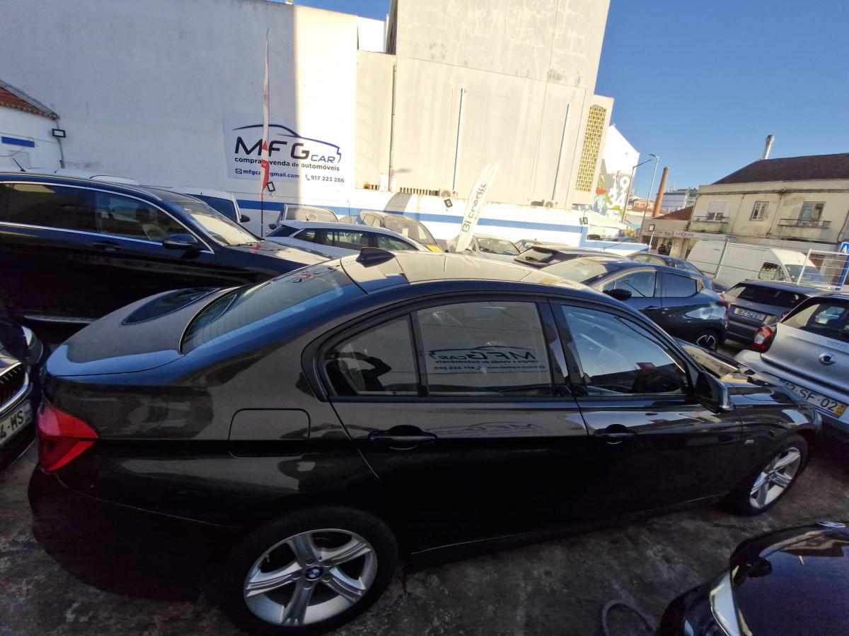 bmw-serie-3-318d-2014-diesel-1995cc