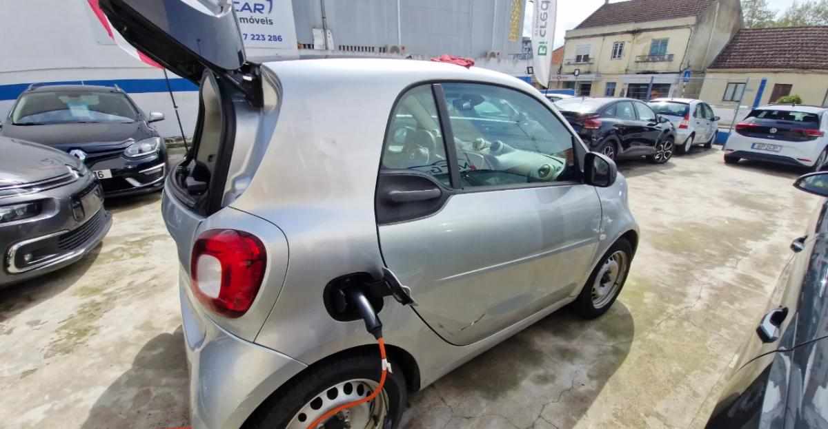smart-fortwo-2019-eletrico