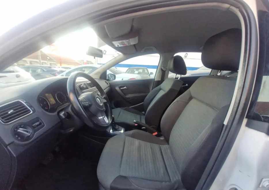 volkswagen-polo-1-6-tdi-2010-diesel-1598cc