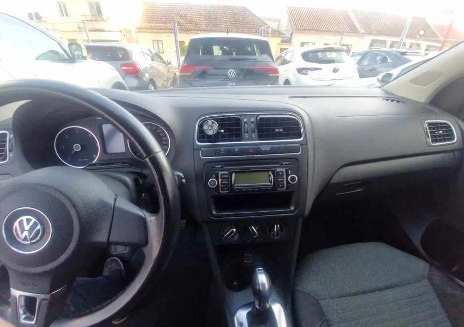 volkswagen-polo-1-6-tdi-2010-diesel-1598cc