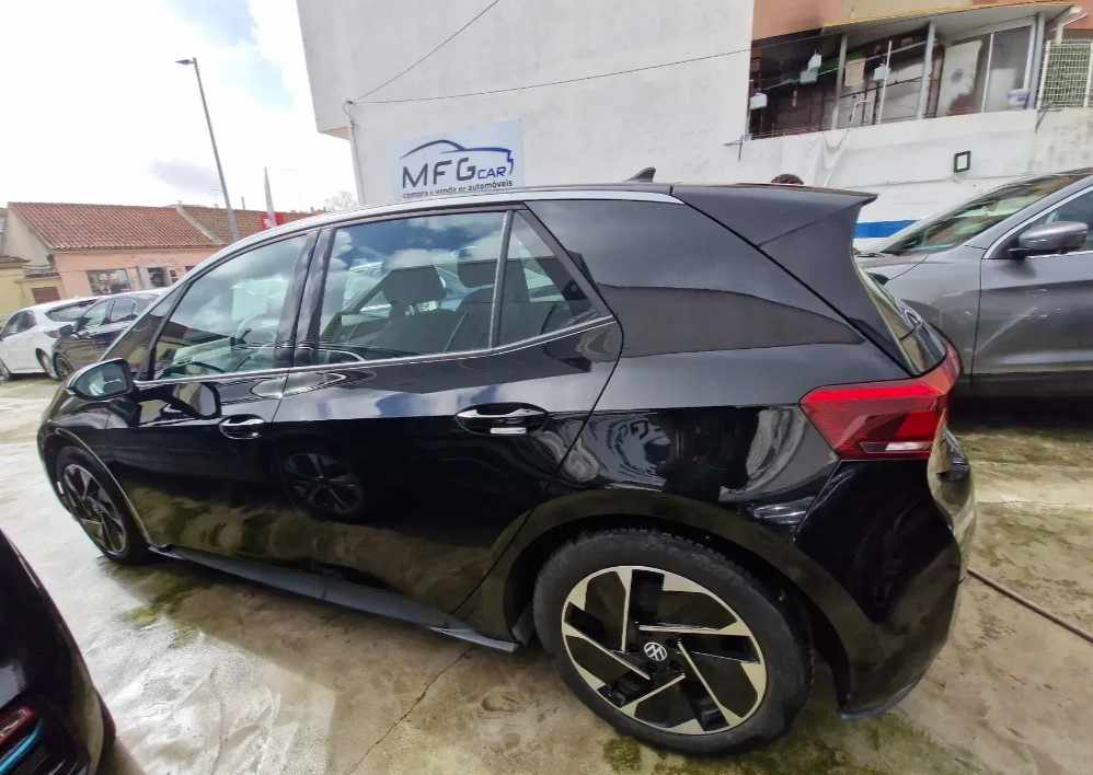 volkswagen-id-3-pro-performance-58-kwh-2023-eletrico