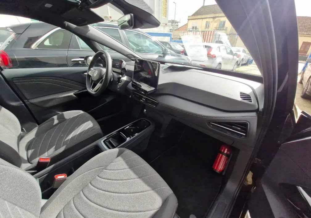 volkswagen-id-3-pro-performance-58-kwh-2023-eletrico