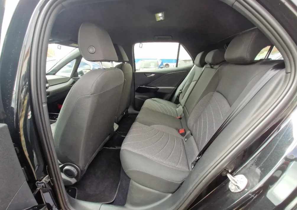 volkswagen-id-3-pro-performance-58-kwh-2023-eletrico