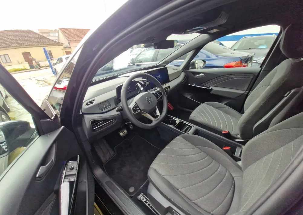 volkswagen-id-3-pro-performance-58-kwh-2023-eletrico