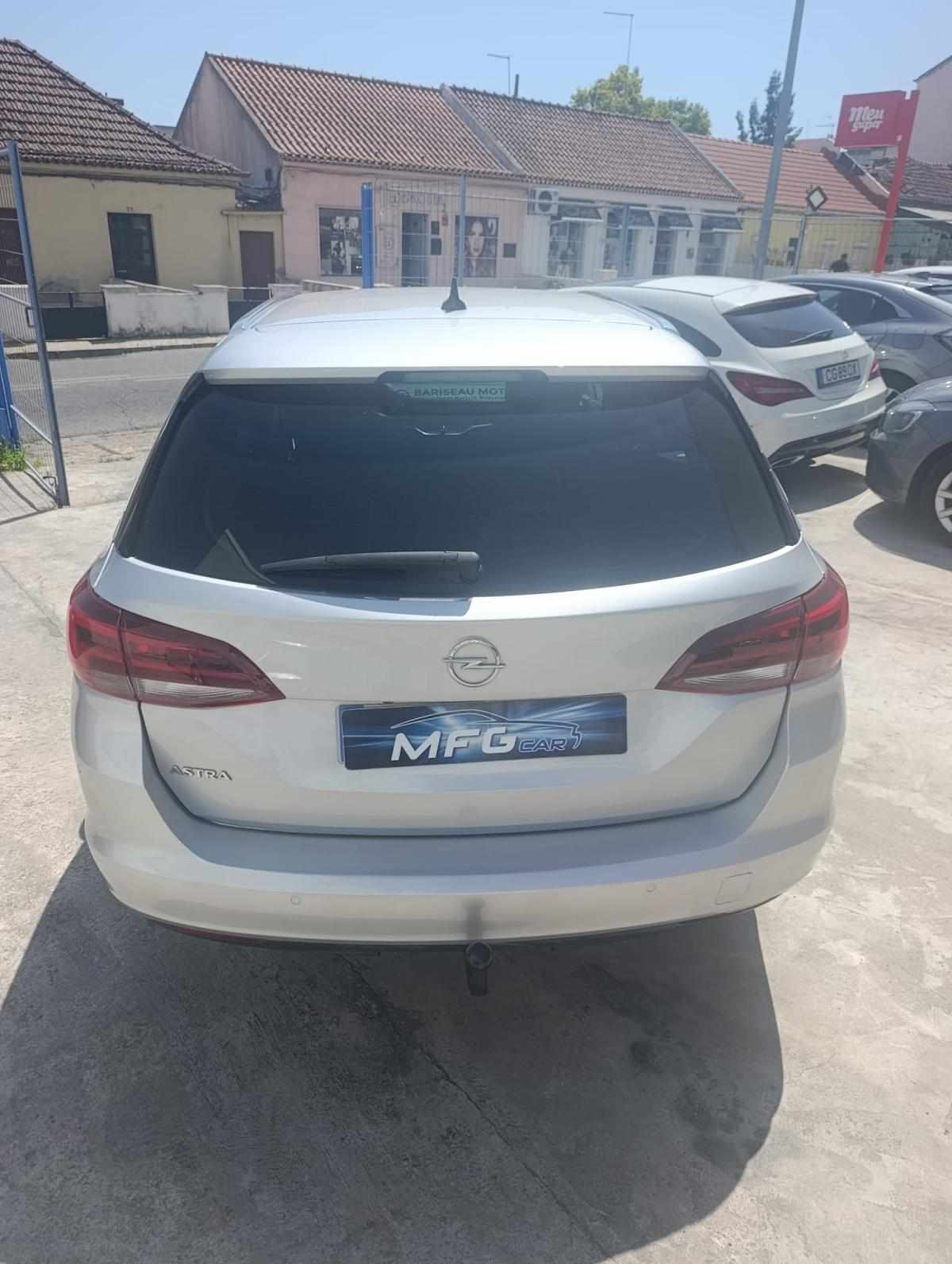 opel-astra-sports-tourer-1-6-cdti-2021-diesel-1600cc