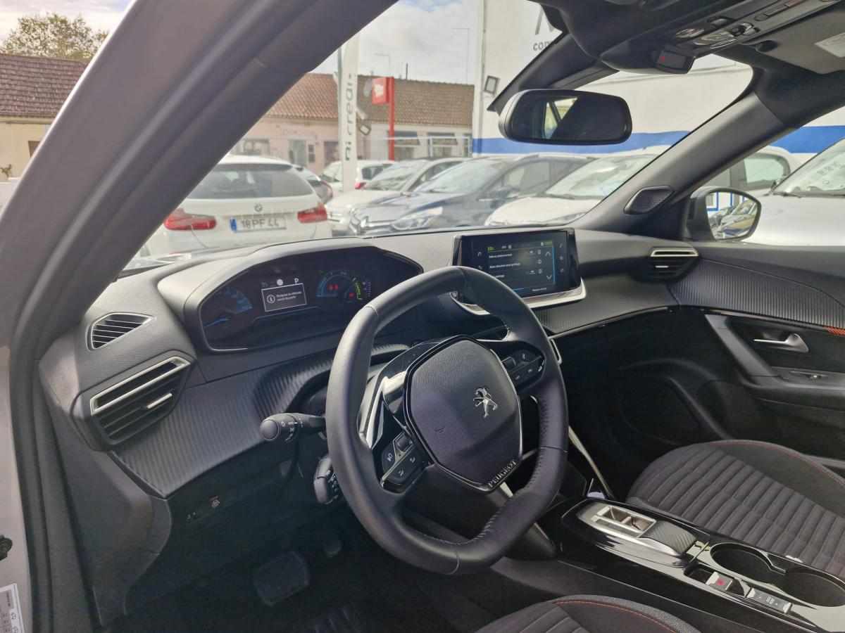 peugeot-2008-e-2008-2023-eletrico-111cc