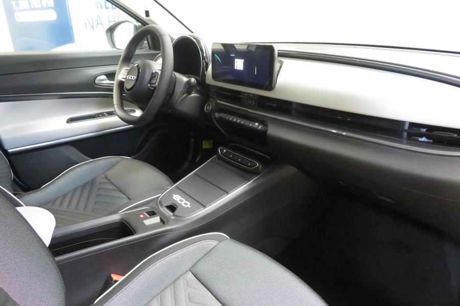 fiat-600-2026-gasolina-1199cc