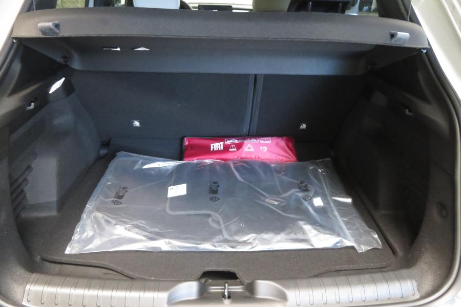 fiat-600-2026-gasolina-1199cc