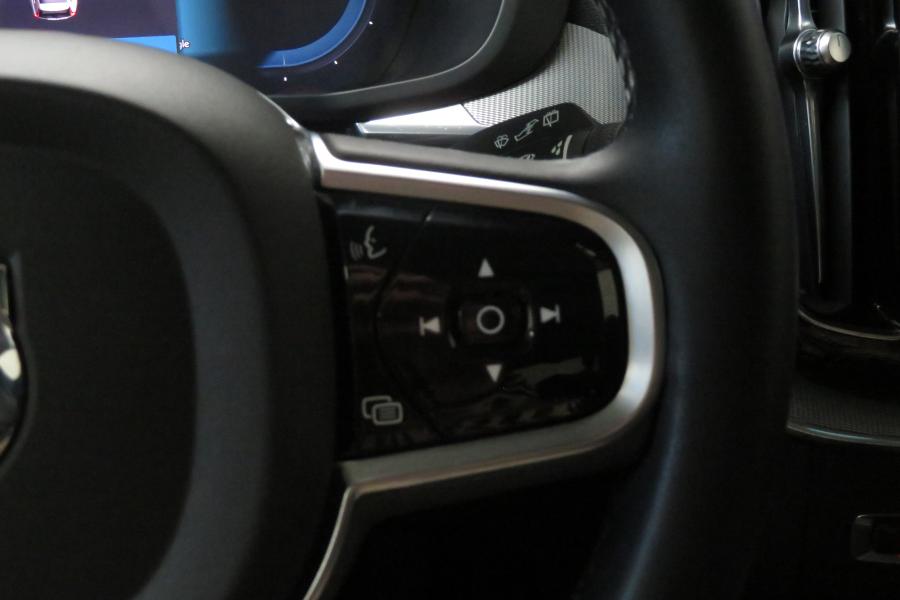 volvo-xc60-2022-hibrido-a-gasolina-1969cc
