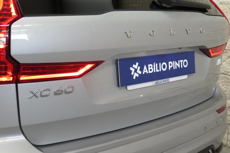 volvo-xc60-2022-hibrido-a-gasolina-1969cc