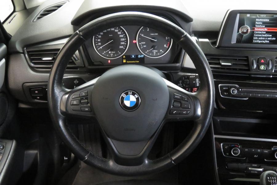 bmw-serie-2-2017-diesel-1496cc
