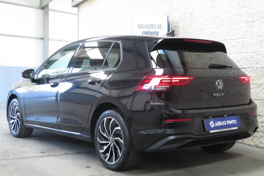 volkswagen-golf-2023-gasolina-999cc