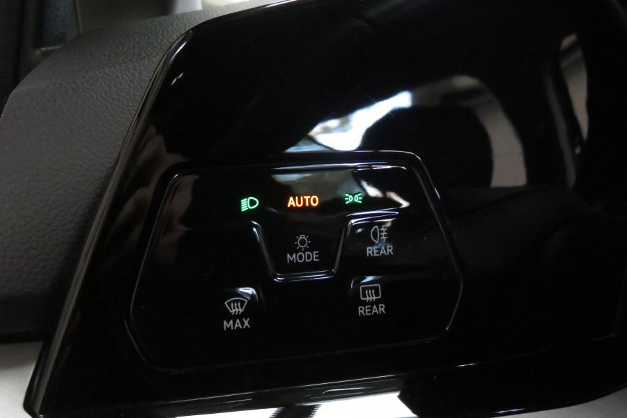 volkswagen-golf-2023-gasolina-999cc