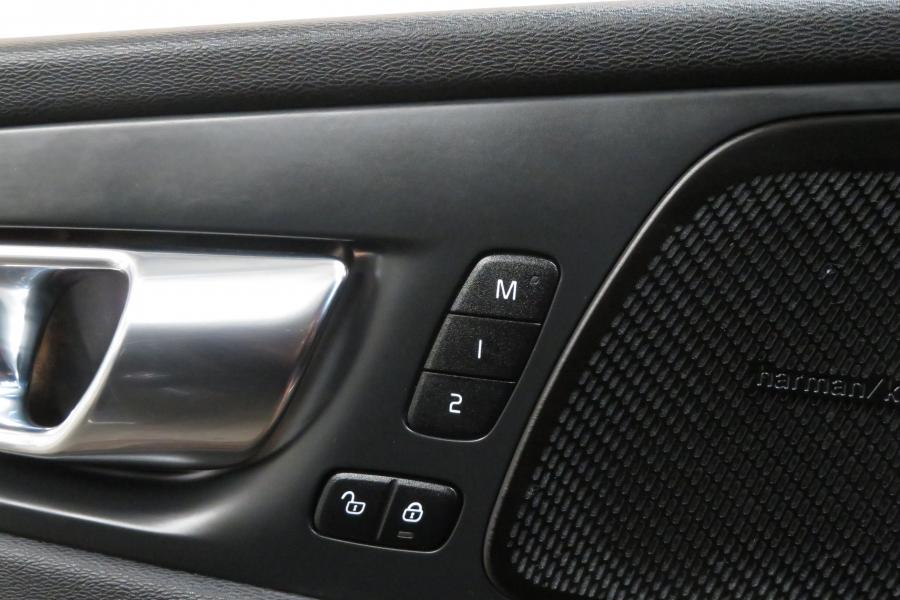 volvo-xc60-2019-diesel-1969cc