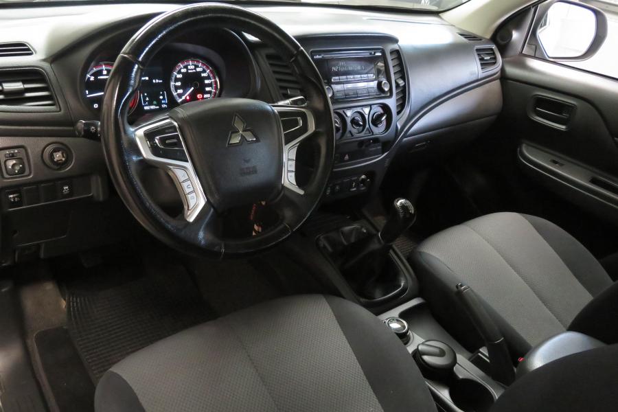 mitsubishi-l200-2022-diesel-2268cc