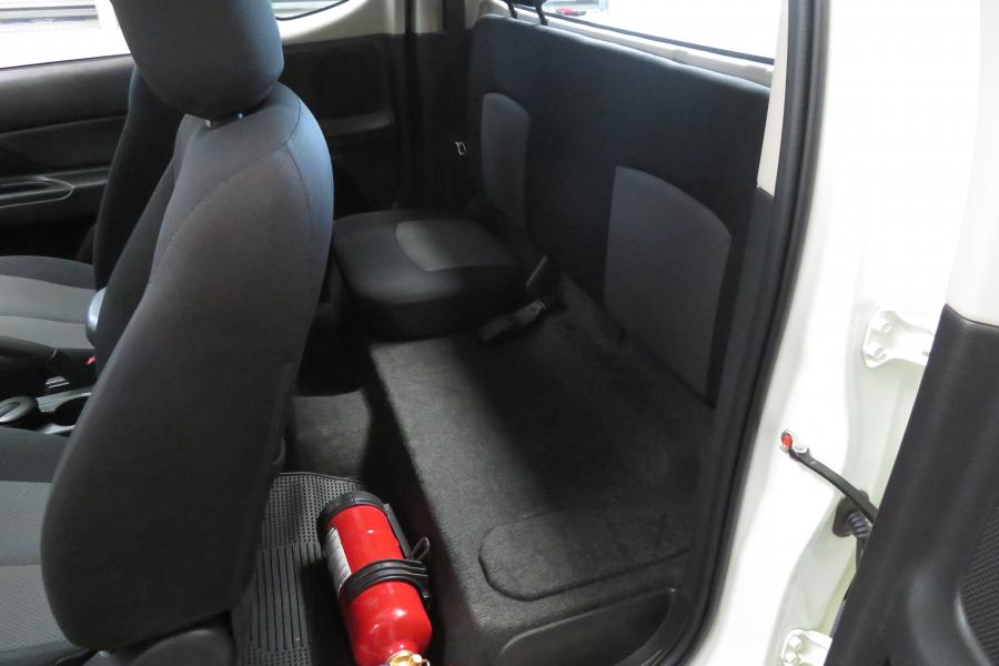 mitsubishi-l200-2022-diesel-2268cc