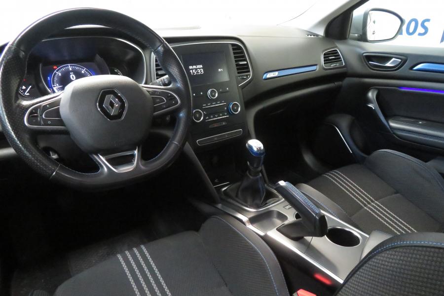 renault-megane-sport-tourer-2018-diesel-1461cc