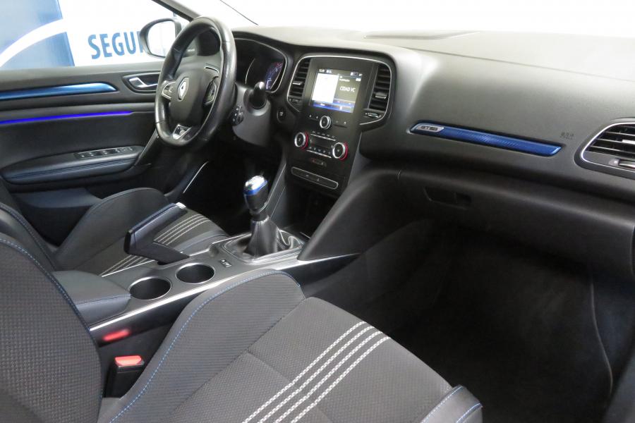 renault-megane-sport-tourer-2018-diesel-1461cc