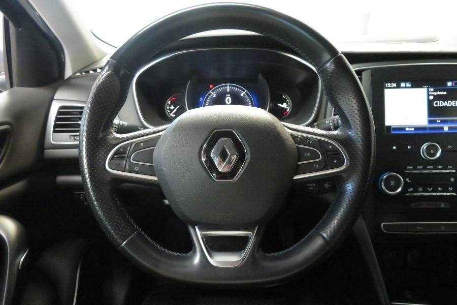 renault-megane-sport-tourer-2018-diesel-1461cc