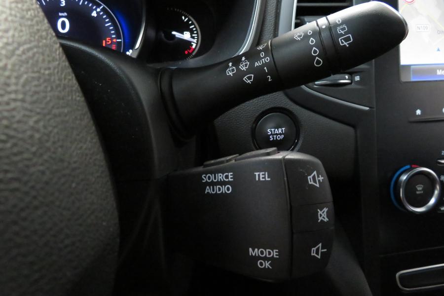 renault-megane-sport-tourer-2018-diesel-1461cc