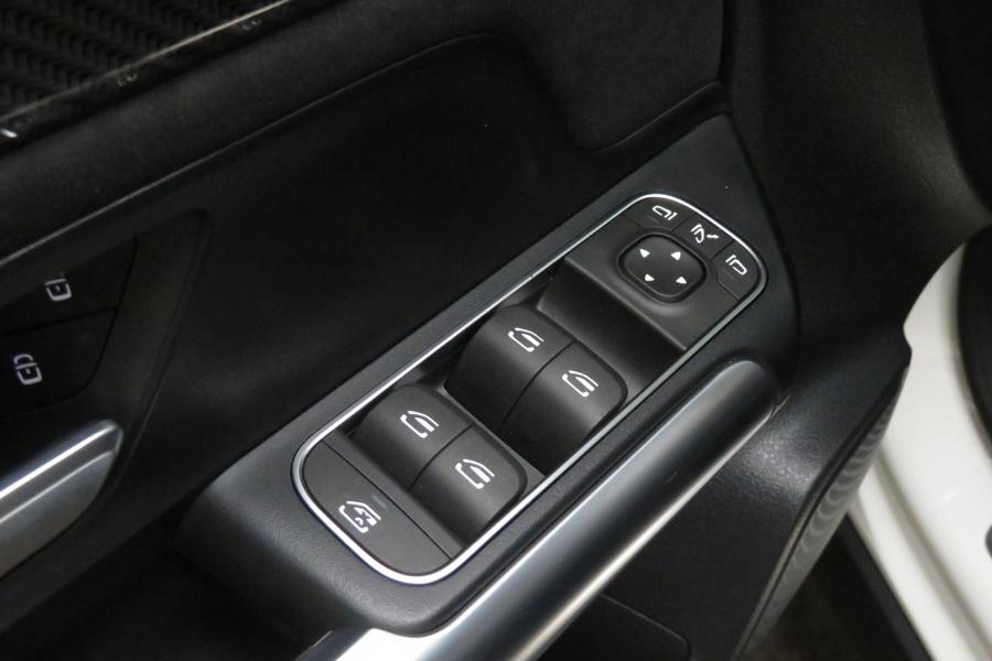 mercedes-benz-gla-2025-hibrido-a-gasolina-1332cc