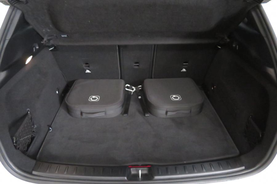 mercedes-benz-gla-2025-hibrido-a-gasolina-1332cc