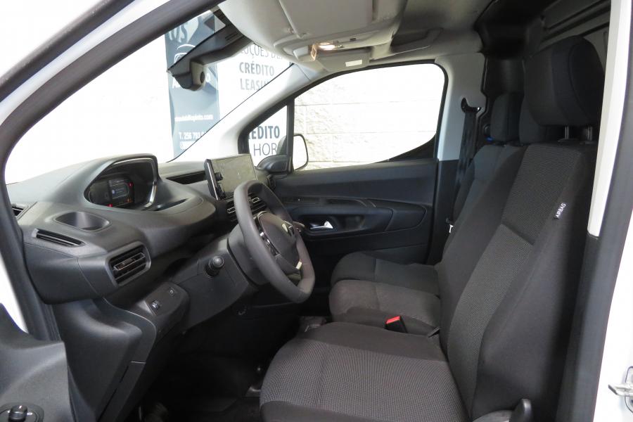 peugeot-partner-2025-diesel-1499cc