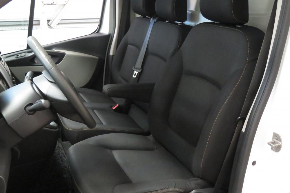 renault-trafic-2019-diesel-1598cc