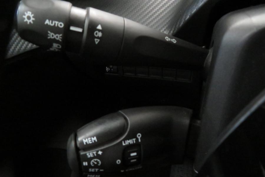 peugeot-208-2024-gasolina-1199cc