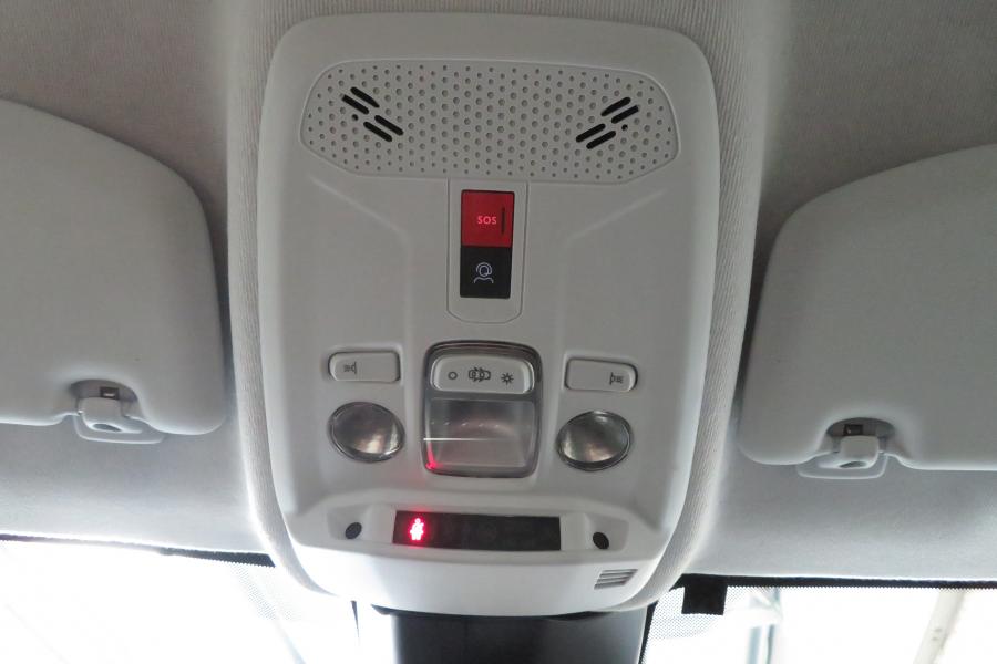 peugeot-208-2024-gasolina-1199cc