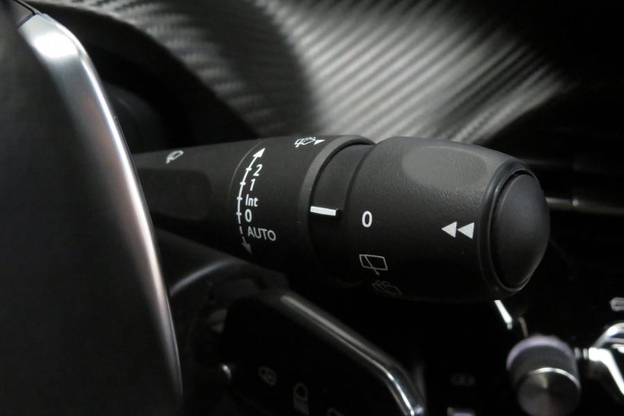 peugeot-2008-2024-gasolina-1199cc