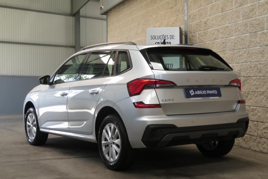 skoda-kamiq-2024-gasolina-999cc