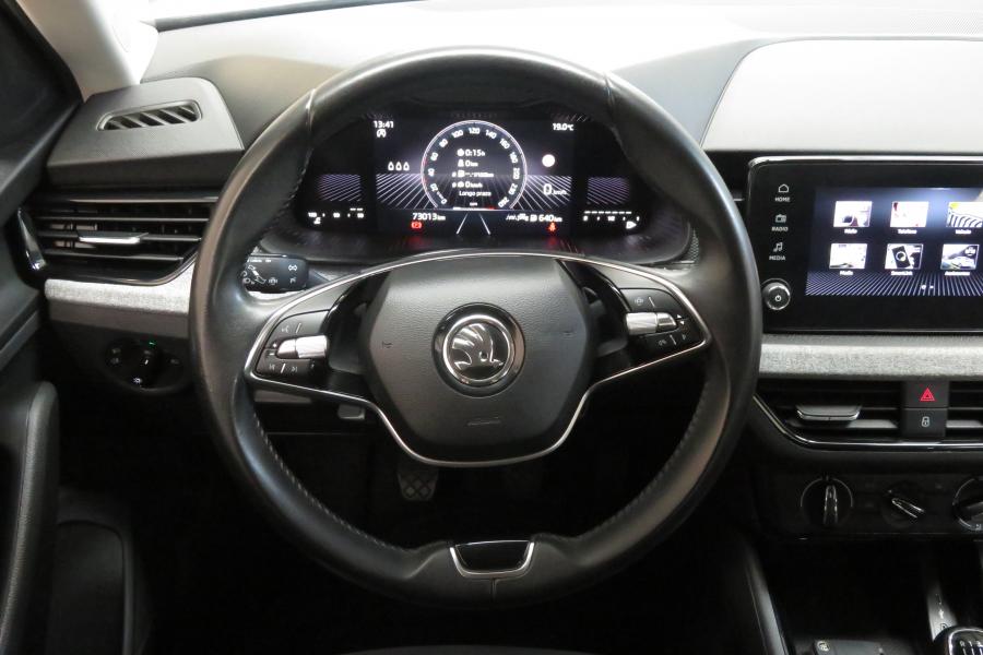 skoda-kamiq-2024-gasolina-999cc