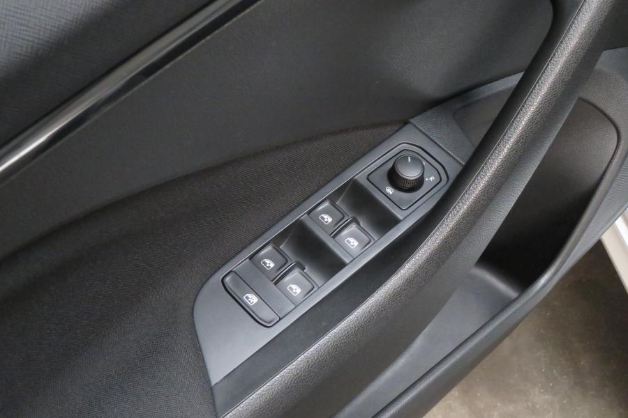 skoda-kamiq-2024-gasolina-999cc
