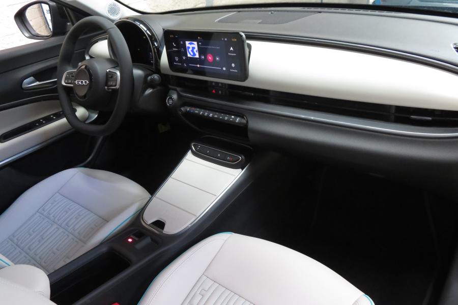 fiat-600-2026-gasolina-1199cc