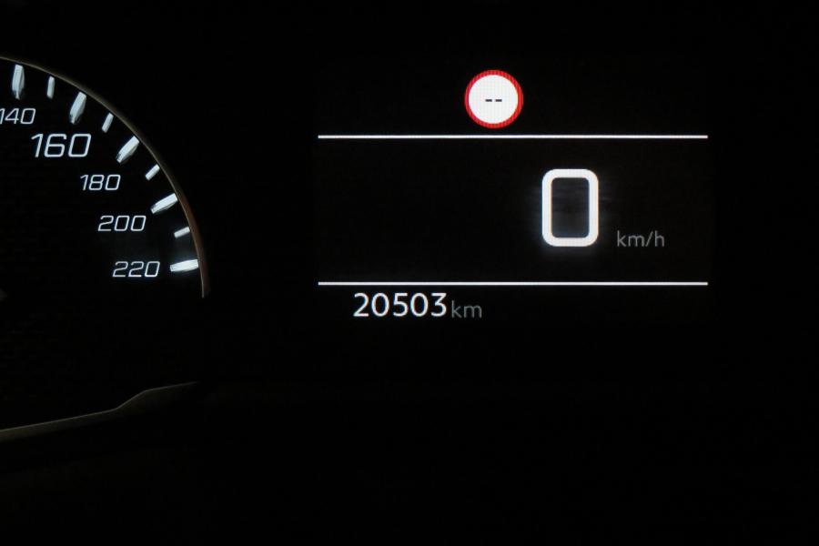 peugeot-208-2023-gasolina-1199cc