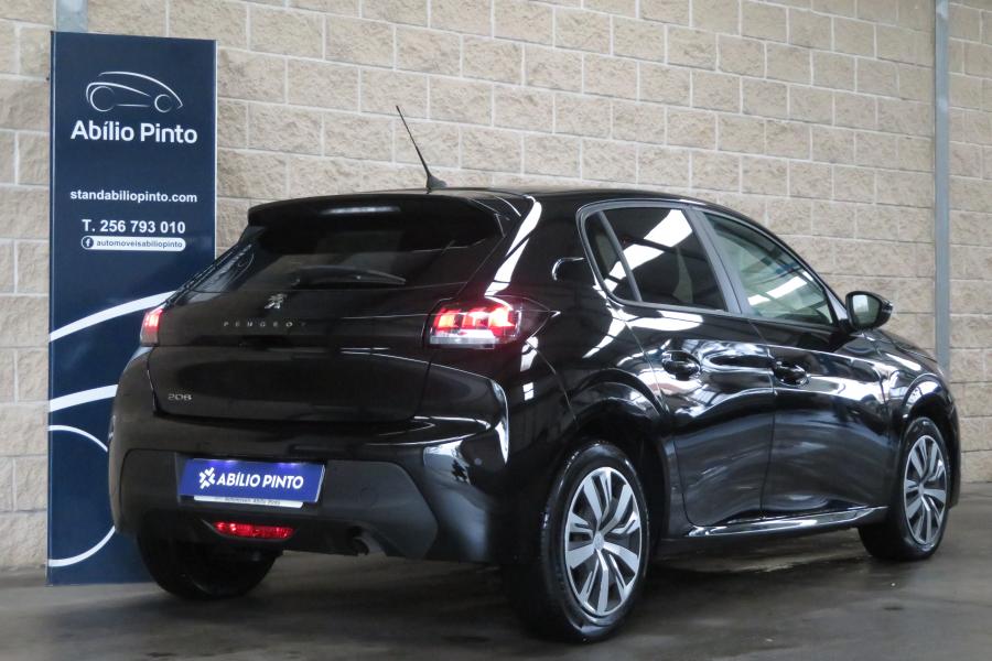 peugeot-208-2023-gasolina-1199cc