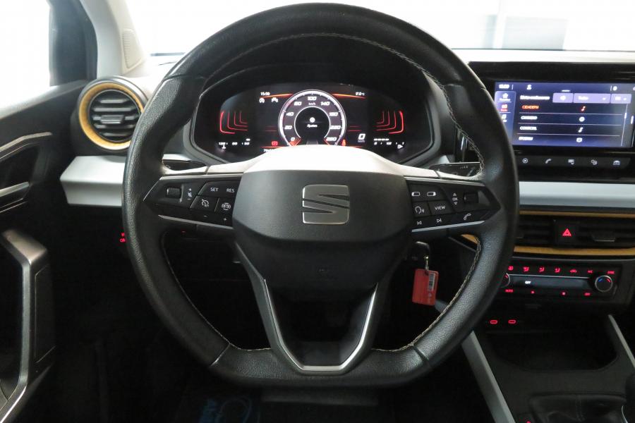 seat-arona-2023-gasolina-999cc