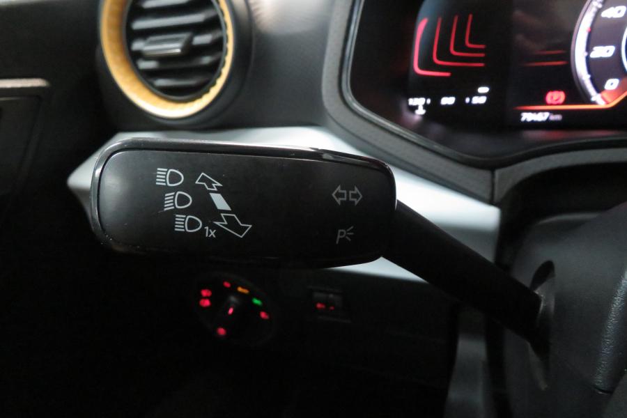 seat-arona-2023-gasolina-999cc