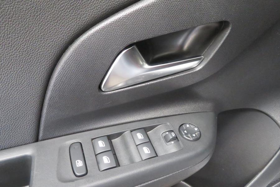 opel-corsa-2023-gasolina-1199cc