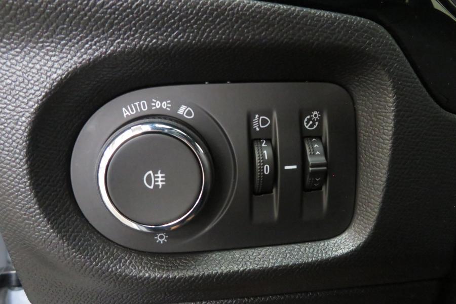 opel-corsa-2023-gasolina-1199cc