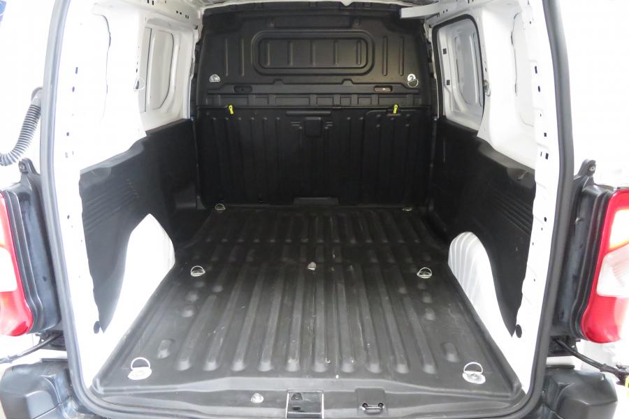citroen-berlingo-2024-diesel-1499cc